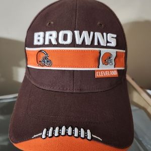 Cleveland Browns Reebok Hat Cap Adjustable Back. Brown